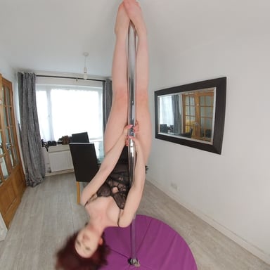 Ellie Louise Pole Dancing EllieLouiseVR vr porn video