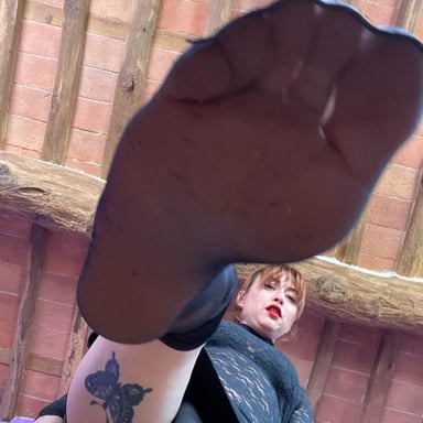 Badass Mistress Ammalia wants you to lick her shoes VRFootFetish vr porn video