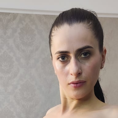Lily Delice - Banging Room Service Hottie No2StudioVR vr porn video