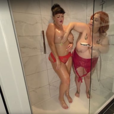 Oil Up My Big MILF Tits DevonBreeze HannahSymonds PeepingThom vr porn video