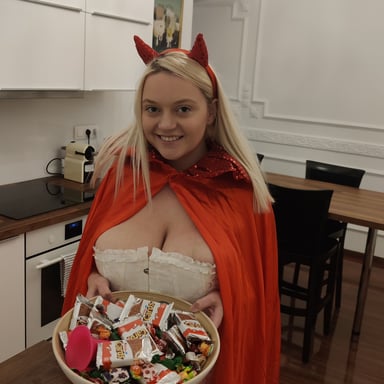 Trick or Anal Creampie Threesome Treat for Busty MILF Sandra Sweet porn