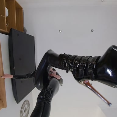 Face Sitting And Spit Domme Cate McQueen JimmyDraws vr porn video