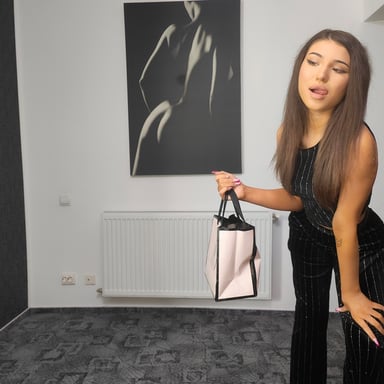 Oops! Get Out of My Room - Lindsay Maddox vr porn video