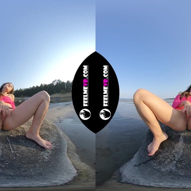 Gabby Bella Masturbates With 4Fingers On The Beach FeelmeVR vr porn video