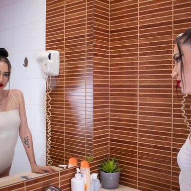 Brunette Skinny Teen Playing With Her Pussy in The Shower WoowVR vrporn video
