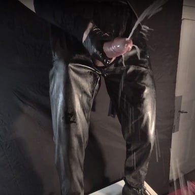 10 Serious Recommendations That Can Increase Your Ejaculation Volume RedStarBerlinVR vr porn video