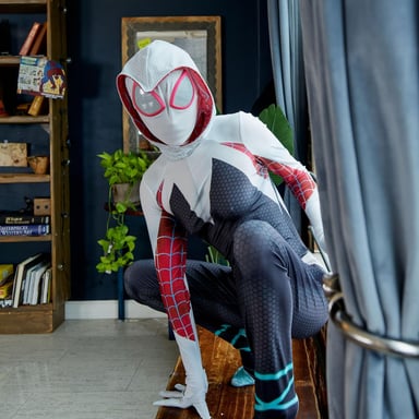 Spider-Gwen (A Porn Parody) Kiara Cole VRConk vr porn video