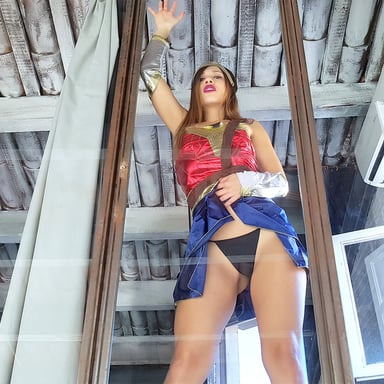 Cosplay Wonderwoman ReeVR vr porn video