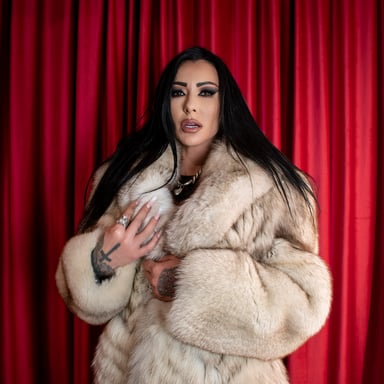 Mistress Kennya - Caught in the Act Wanker's Punishment HouseOfLust vr porn video