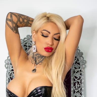 Mistress Saida - Sensory Delights Mistress Saida's Smoky Lollypop Tease HouseOfLust vr porn video