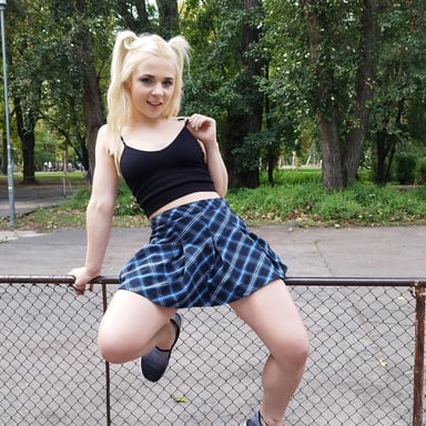 TINY ENGLISH THOT Takes a CREAMPIE in her HAIRY CUNT Immoral Family vr porn video