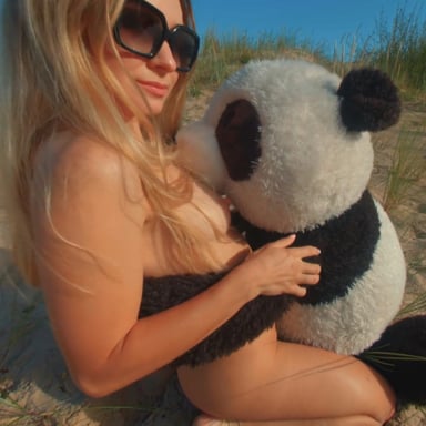 Stefani Kaleesy Beach Day in Poland Plushies TV vr porn video