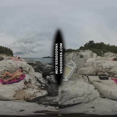Bombshell Nude Beach Babe Rebeka Ruby Masturbates With Dildo Risky Public Jilling Friends Sunbathing VRgoddess vr porn video