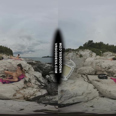 Bombshell Nude Beach Babe Rebeka Ruby Masturbates With Dildo Risky Public Jilling Friends Sunbathing VRgoddess vr porn video