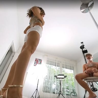 Catwalk Model Turned Into Stunning Milf Voyeur Natalie Grace perVRt vr porn video