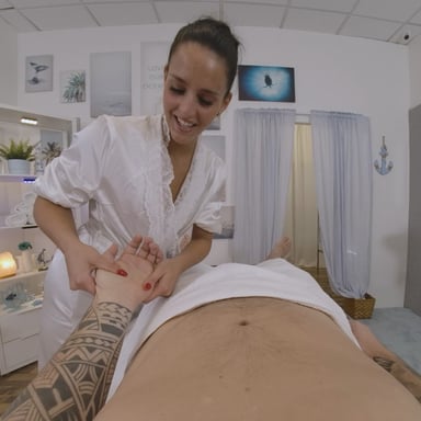 Cum inside Betzz VRMassage vr porn video