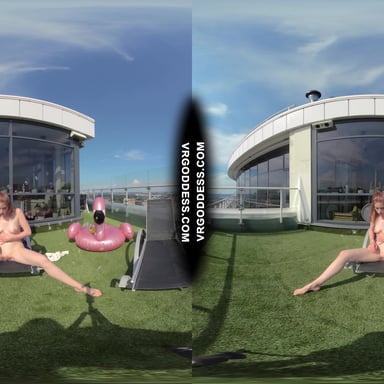 Summertime Naked Teen Sunbathing Babe Margarita Enjoying Herself In Bubbles In Sun VRgoddess vr porn video