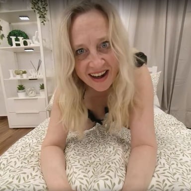 33 - Lady Andrea 33 vr porn video