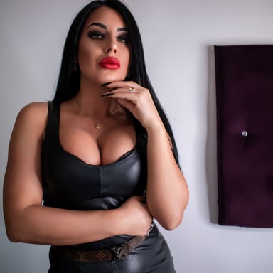 Mistress Sonnya - Be A Nice Dog And Kneel HouseOfLust vr porn video
