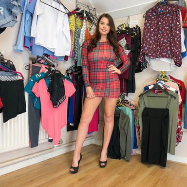 What To Wear - Kay G ZexyVR vr porn video
