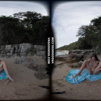 Rebeka Ruby Masturbating On A Nude Beach In Italy VRgoddess vr porn video