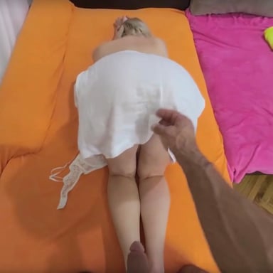 Amuse De Bauche Has Cuckold Action MugurPornVR vr porn video