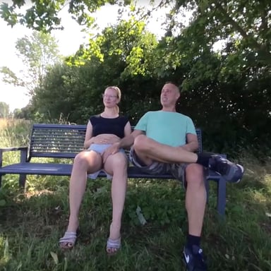 Notgeile Blondine wird public vom Fremden gefickt! (Rollenspiel) BlondeHexe vr porn video