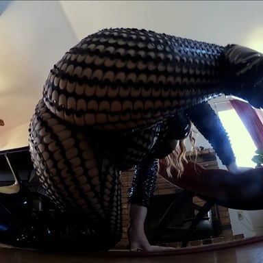 Rogue and Black Widow Fight over Shrunken Tiny Jane Judge vr porn video
