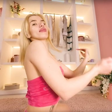 Topless Twerk porn