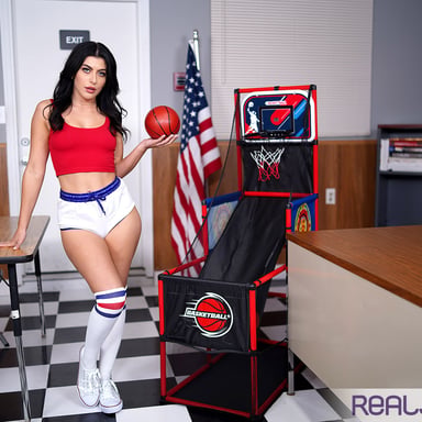 Sweet Bribe Play Gal Ritchie RealJamVR vr porn video