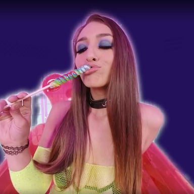 Bella Rolland is Begging For Your Cum Passthrough SwallowBay vr porn video