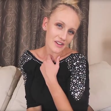 Luxury Call Girl Linda - Superb Techniques Found Around The World, in Hungary P1 Linda Leclair ChinChinVR vr porn video