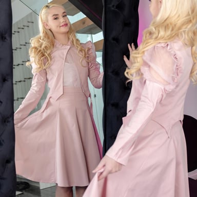 Wicked Glinda (A Porn Parody) Khloe Kingsley VRConk vr porn video9