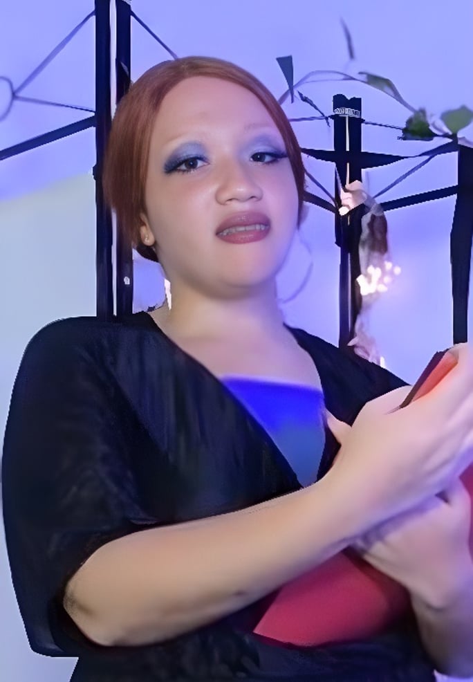 Eris Yazmine VR
