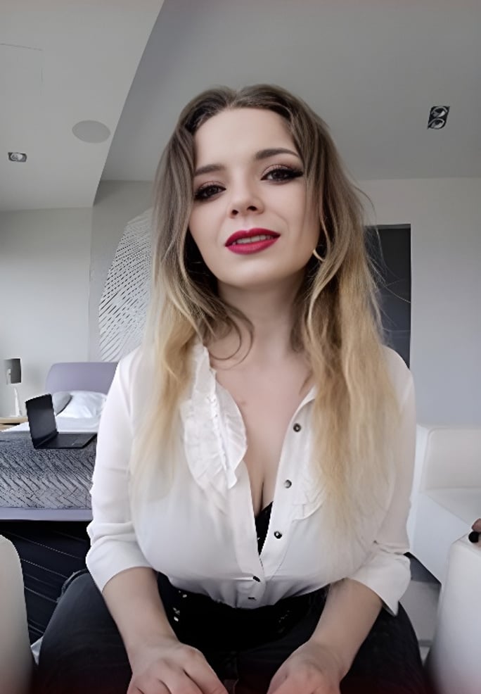 Lili Lou VR
