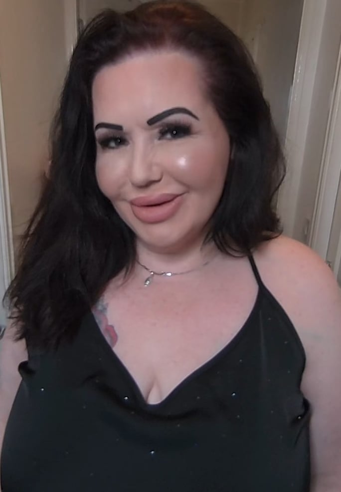 Mia Milf VR