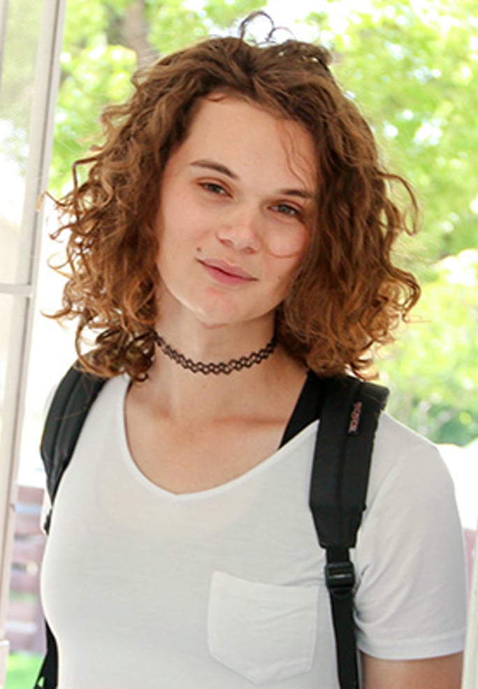 Nicole Knight VR