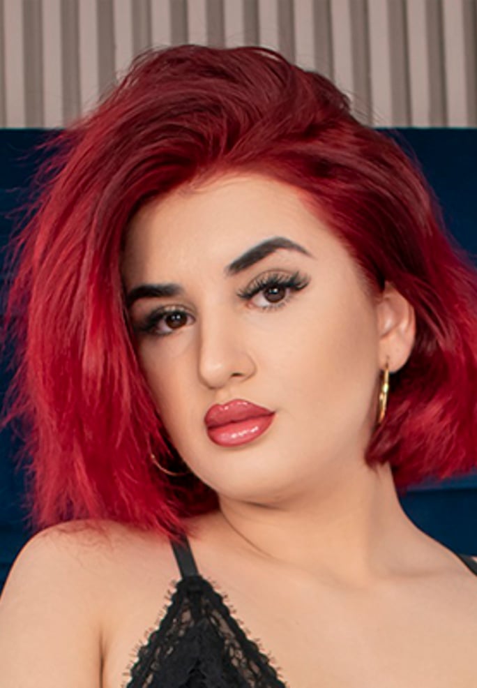 Chira Miller VR