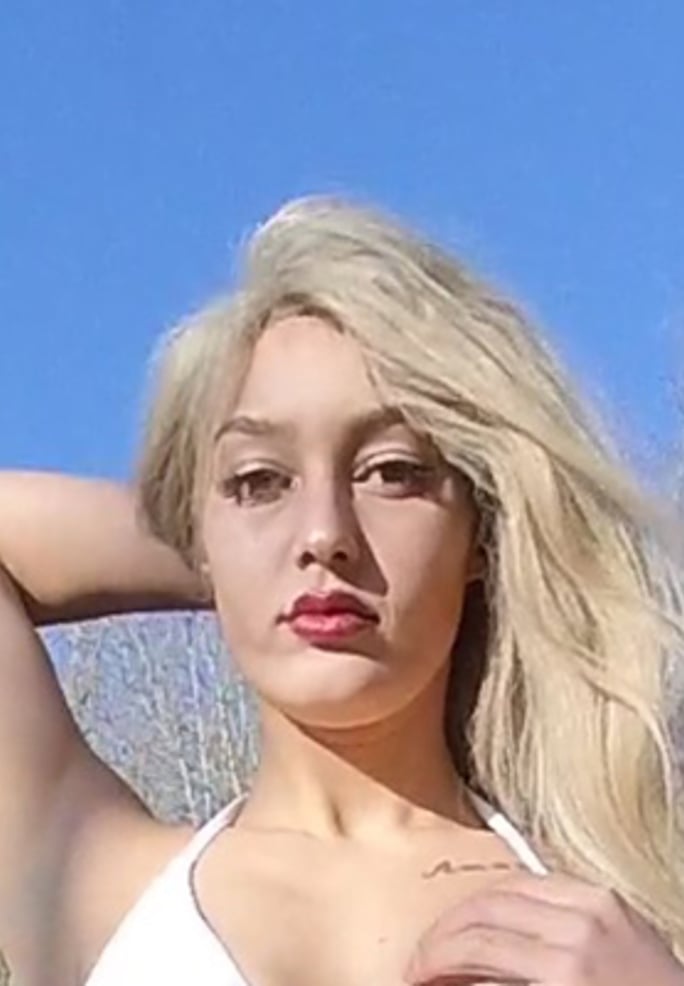 Eden Shelby VR