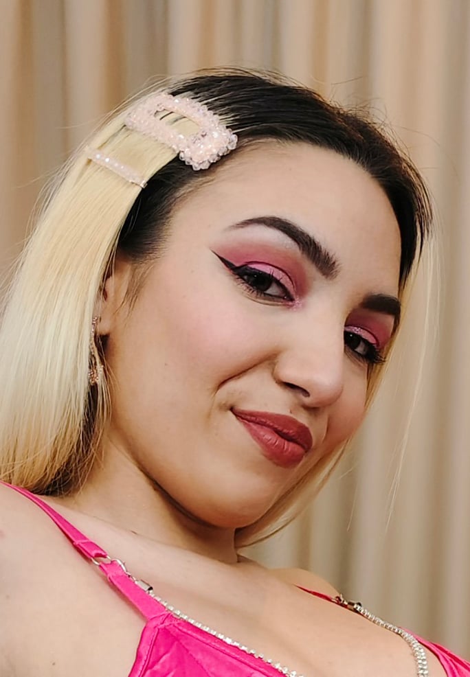 Chloe Moon VR