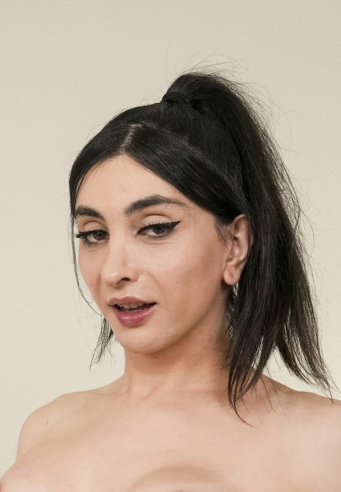 Sarah Alexis VR