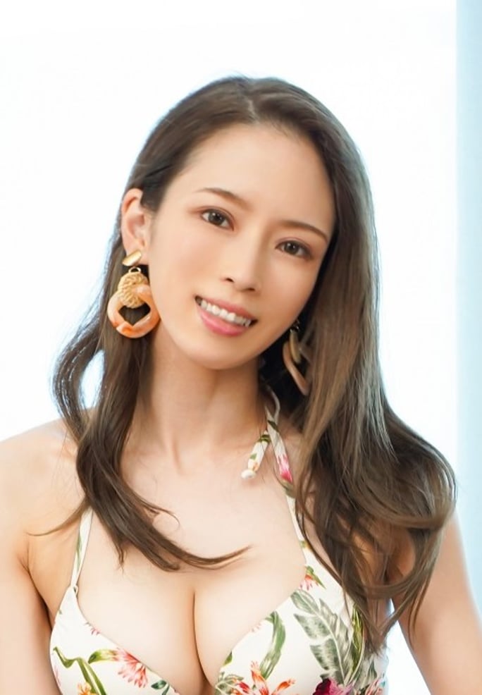 Waka Ninomiya VR