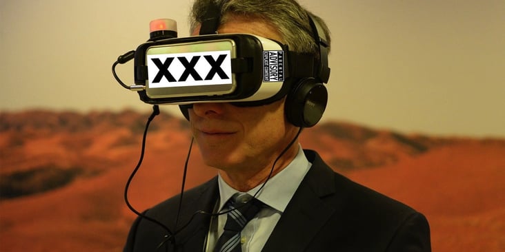 Argentina's President Tries Virtual Reality (+ Some Photoshop Fun)
