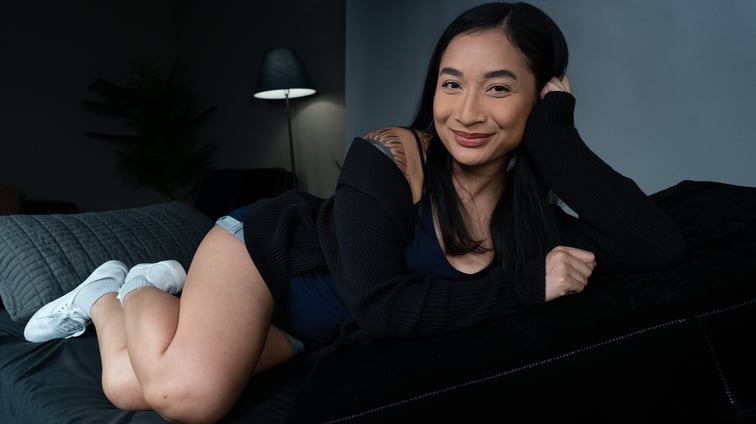Avery Black’s Sexy Confession Avery Black YanksVR vr porn video