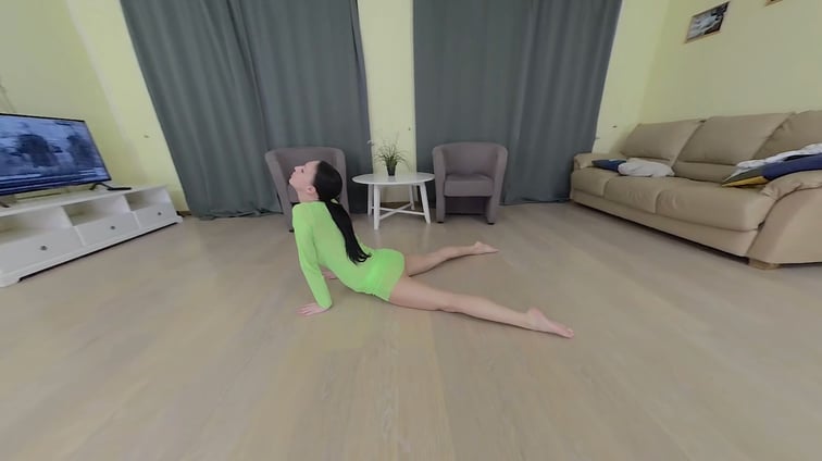 Flexy Pregnant Big Tits Babe Fiery Lioness Luminous vr porn video