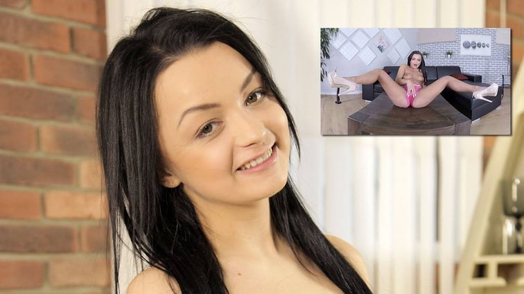 Taste My Hotpants Dafne VirtualPee vr porn video