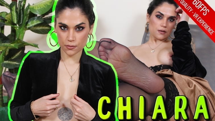 Mouthwatering Chiara Smokes A Cigarette And Takes Off Her Stockings Chiara VRFootFetish vr porn video