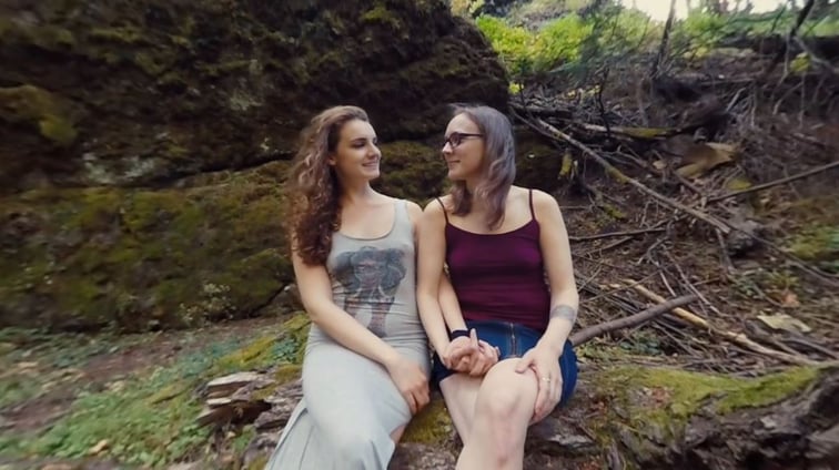 Endza & Sierra's Interview Endza, Sierra Cirque YanksVR vr porn video