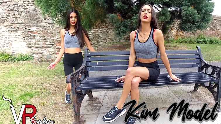 Kim Model - Walk About Kim Model VR Smokers vr porn video