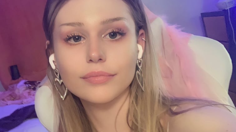 Mabel's First VR Threesome Mabel May JackandJill vr porn video